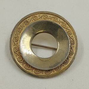 Gold Tone Round Plain & Engraved Scroll Pattern Circular Brooch Pin 1.5" Vintage